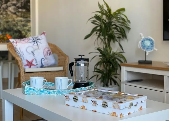 Geranios 21 Tenerife * Costa Del Silencio