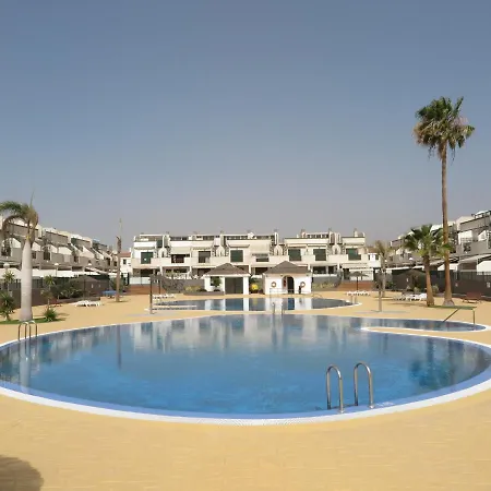 Geranios 21 Tenerife * קוסטה דל סילנסיו